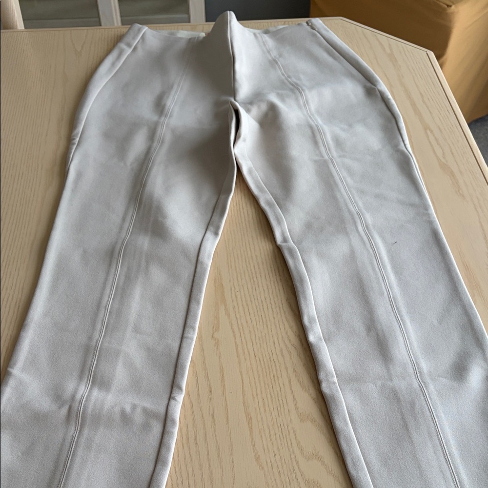 Quince Beige Stretch Performance Pants